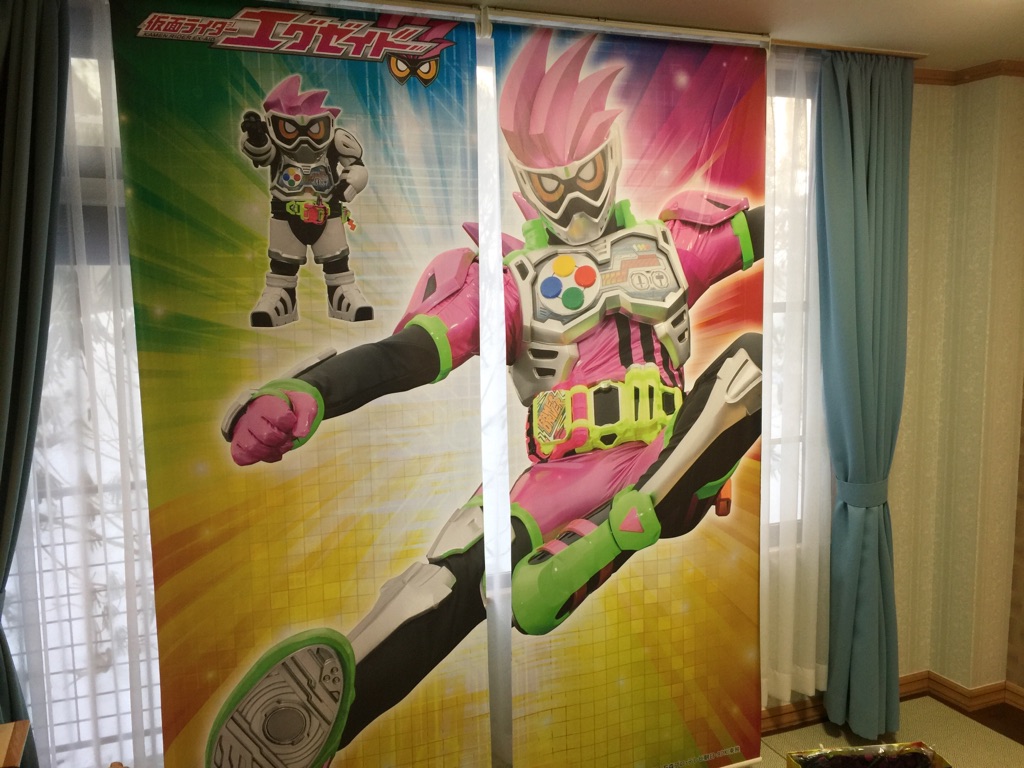 子供に絶大の人気を誇る仮面ライダー それをテーマにした部屋がある池の平ホテルに泊まってみました 遊びじゃ内閣